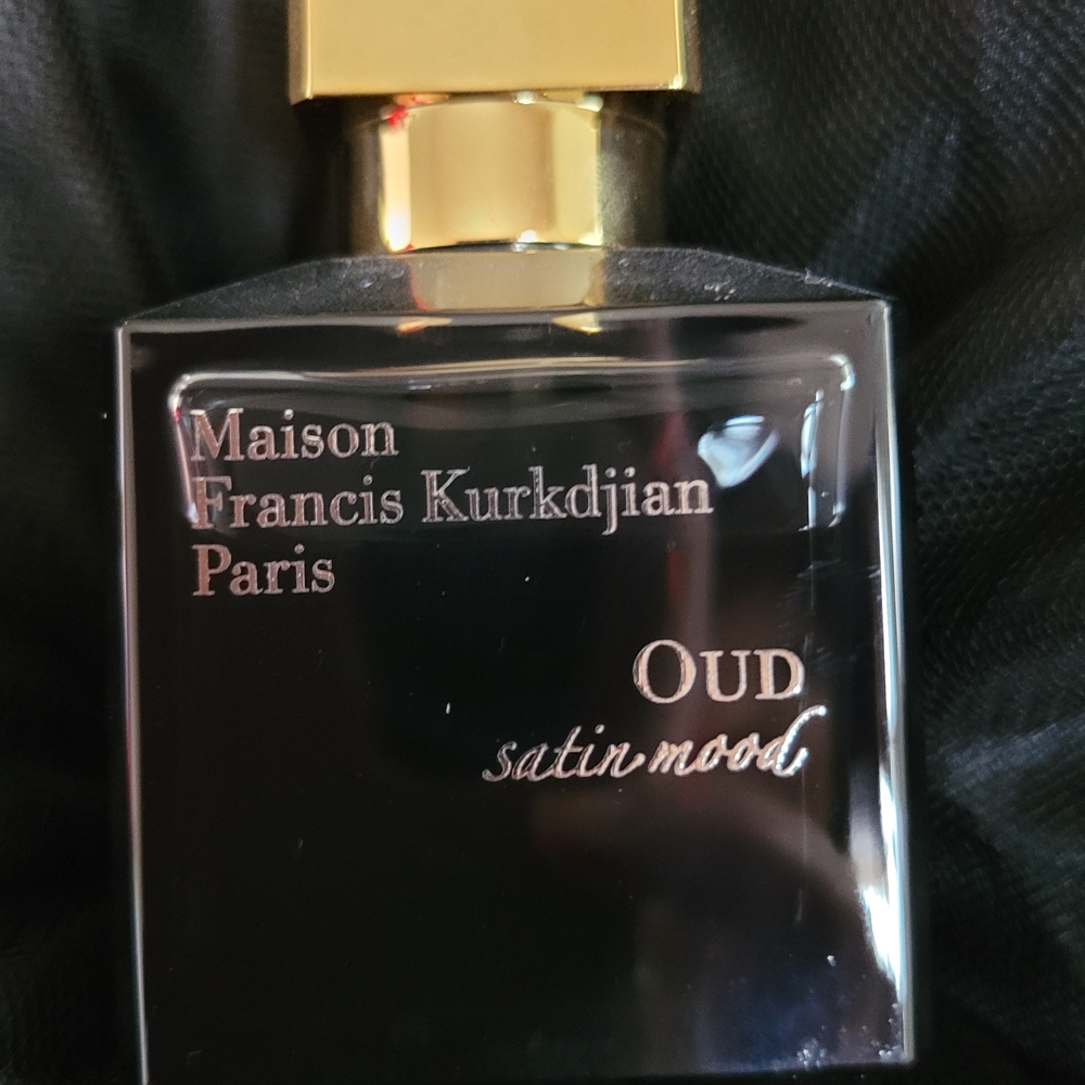 Maison Francis Kurkdjian Oud Satin Mood Eau de Parfum - Picture 2 of 6